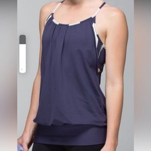 - Lululemon No Limit. Tank Top, size 6
